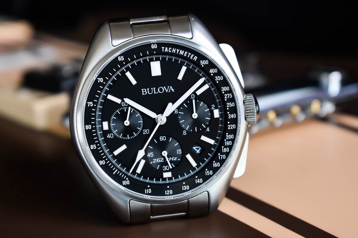 bulova pilot moon watch