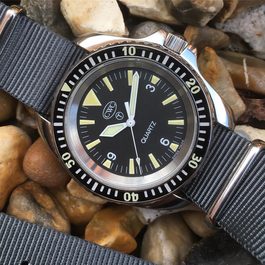 CWC 1983 Quartz Royal Navy Dive Watch Reissue | Two Broke Watch Snobs