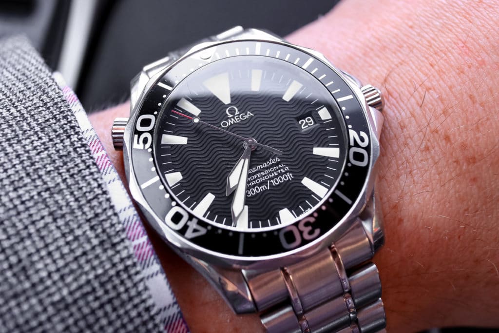 Omega Seamaster Professional 300M Review (2254.50.00) | Two Broke Watch