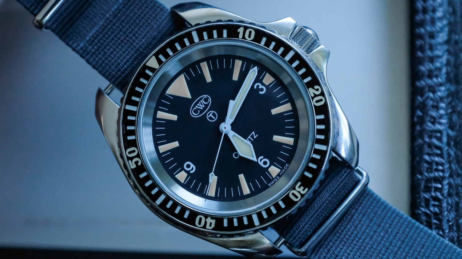 CWC 1983 Quartz Royal Navy Diver Review | Two Broke Watch Snobs