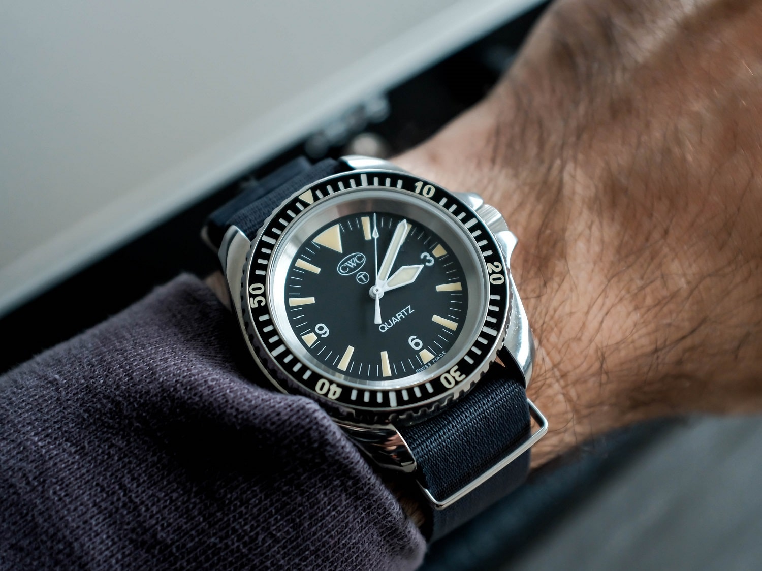 CWC 1983 Quartz Royal Navy Diver Review | Two Broke Watch Snobs