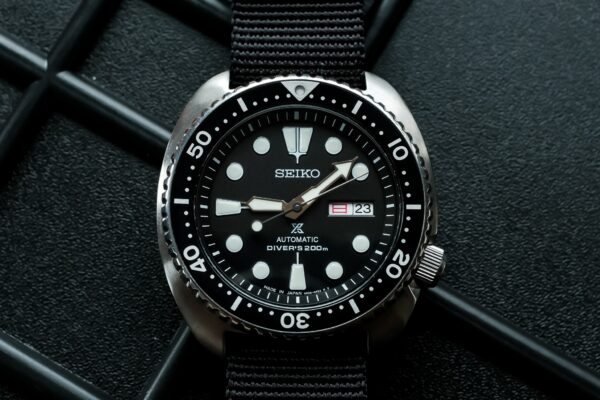 Seiko vs Orient: Which Affordable Dive Watch Is Better After 10 Years Of Testing?