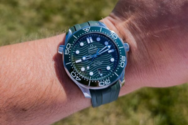 Omega Seamaster vs Rolex Submariner: After Our Testing, Who Wins?