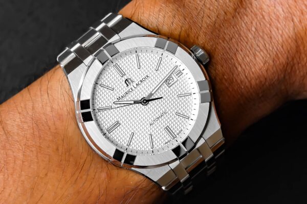 3 Integrated Bracelet Watches That Surprisingly Don’t Suck