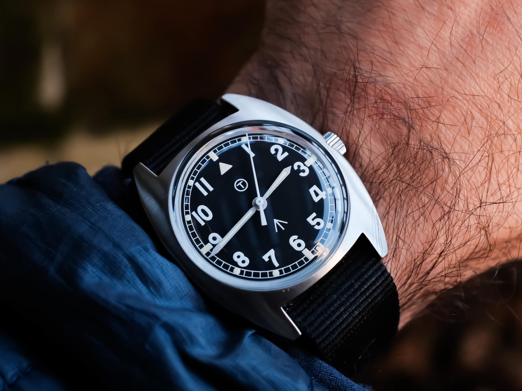 Rdunae Field Watch RA02 Review: Military Watch DNA For Under $50