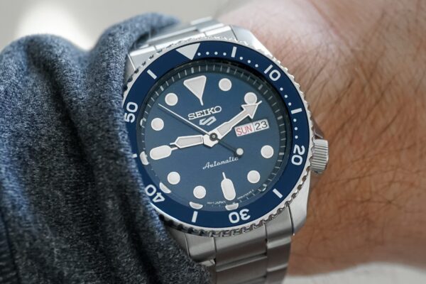 Seiko 5KX vs. Orient Mako II: Affordable Dive Watch Showdown