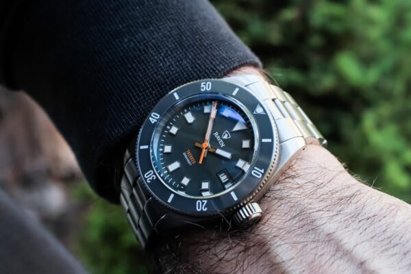 14 Dive Watches Under $1,000 We’ve Actually Worn and Tested