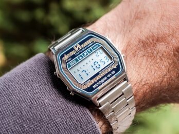 KommandoStore Elektronika 55B Review: An Affordable Watch Unlike Anything Casio Makes